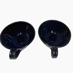 J.B. Calhoun Traditions handcrafted Blue Glazed Apple/ Bell Pepper Baking Dish.